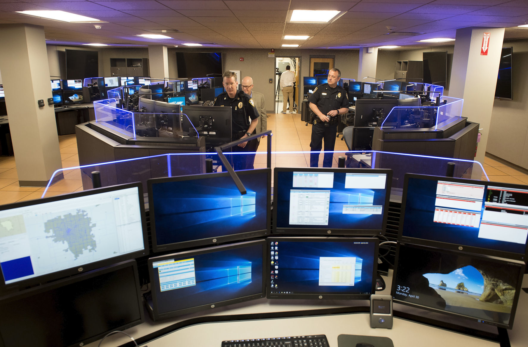 911 communications center